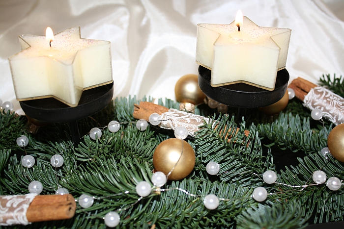 adventskranz-mit-perlendraht-kugeln-und-zimt