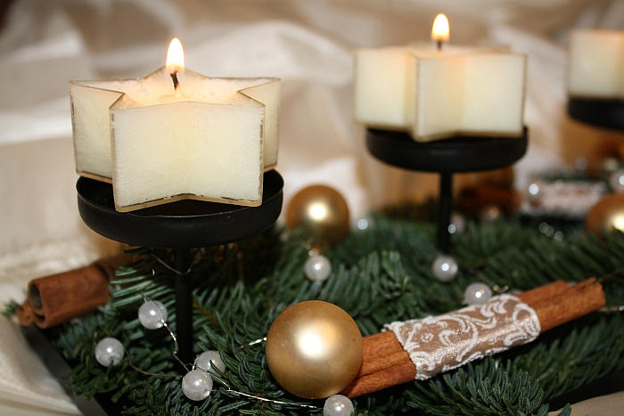 adventskranz-mit-sternkerzen