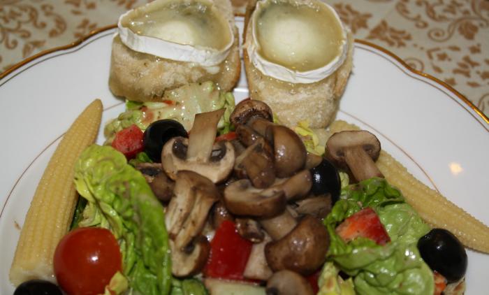 salat-mit-pilzen-und-ziegenkaese