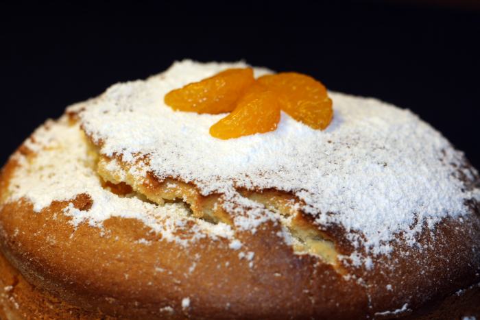 Saftiger Becherkuchen: Joghurt-Mandarinen-Kuchen