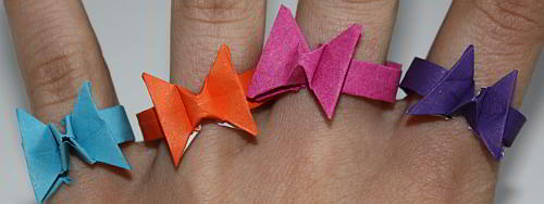 schmetterlinge-als-origami-fingerringe