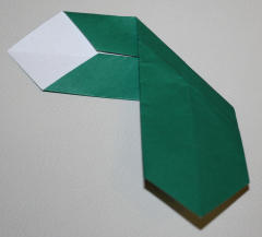 Origami Stechpalme falten